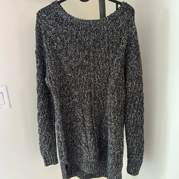 Isabel Maternity by Ingrid & Isabel Black and White Crew Neck Sweaters - Picture 1 of 8